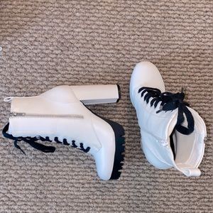 5 inch white heels size 8 with thick heel and zipper